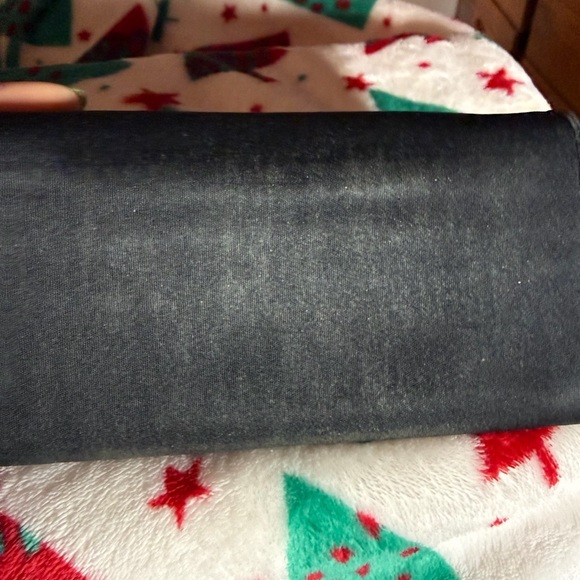 Fendi Black Leather Long Wallet with FF Logo Clasp - Picture 3 of 14